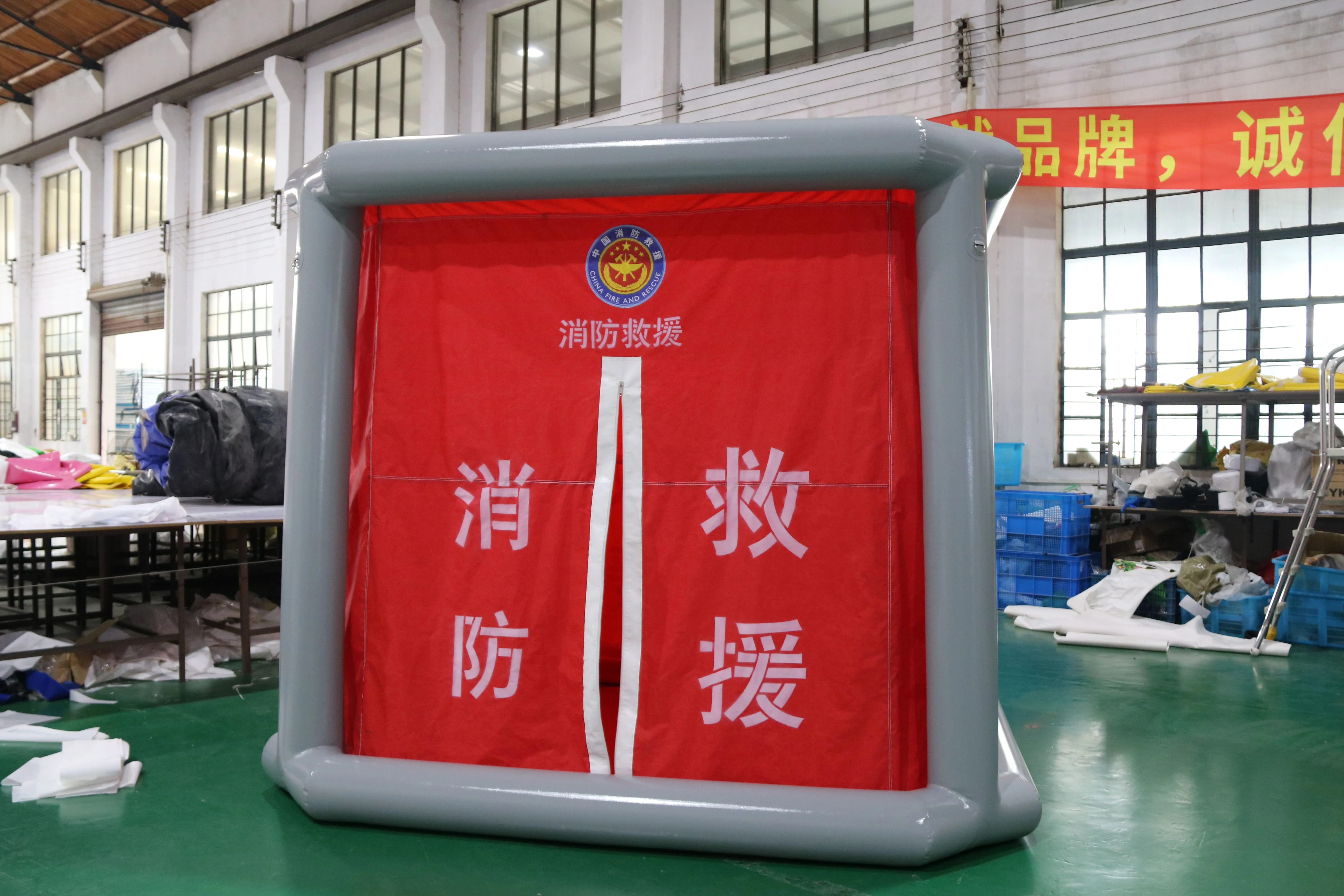 Factory wholesale PVC Oxford cloth washing inflatable tent/air tent Waterproof Fire Disaster Relief Event Camping Tents