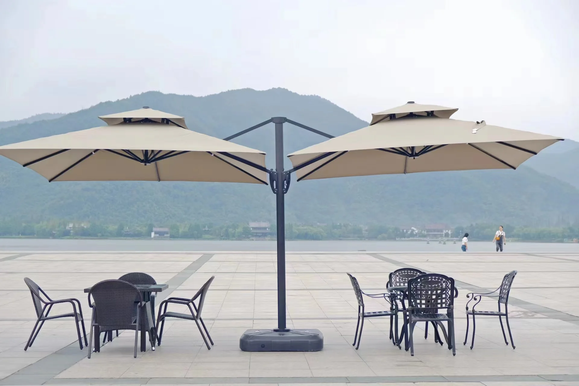 Hot sell design 3 meter round cheap white garden outdoor furniture umbrella brown color beach umbrella