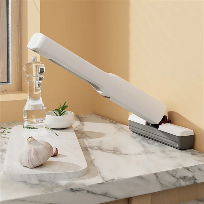 New Top seller Ningbo Home Accessories Living Portable Mini Mop Easy to Store Hidden Powerful Absorbent Mop Kitchen Sponge Mop