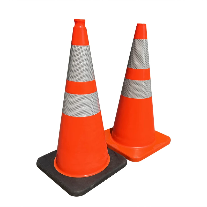 2024450mm 700mm Australia/Nz Standard pvc Reflective Flexible Road Safety 28 inch Traffic Cone