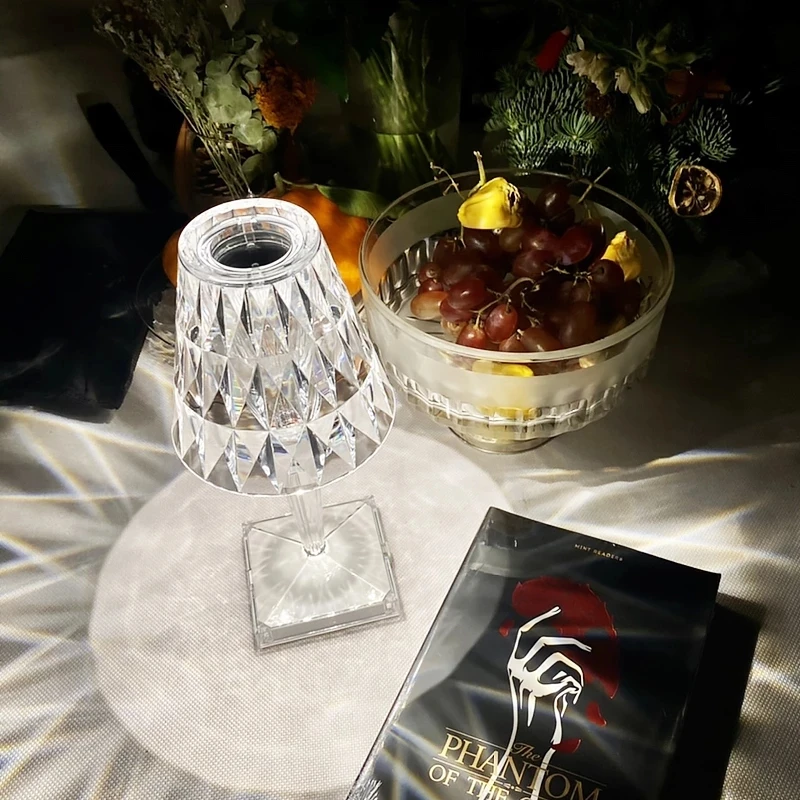 Modern Luxury Simple Style Acrylic Crystal Table Lights Rechargeable Restaurant Cordless Battery LED