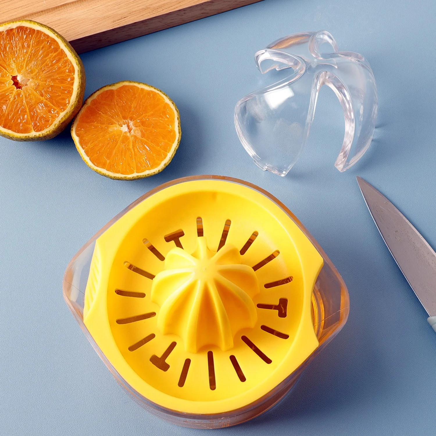 Kitchen multi-function plastic handheld hand operated press citrus fruit lemon juice orange manual juicer extractor