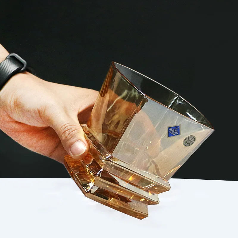 Оптовая продажа 24% Pbo богемный Хрустальный роскошный графин для виски 7 шт. Набор для виски