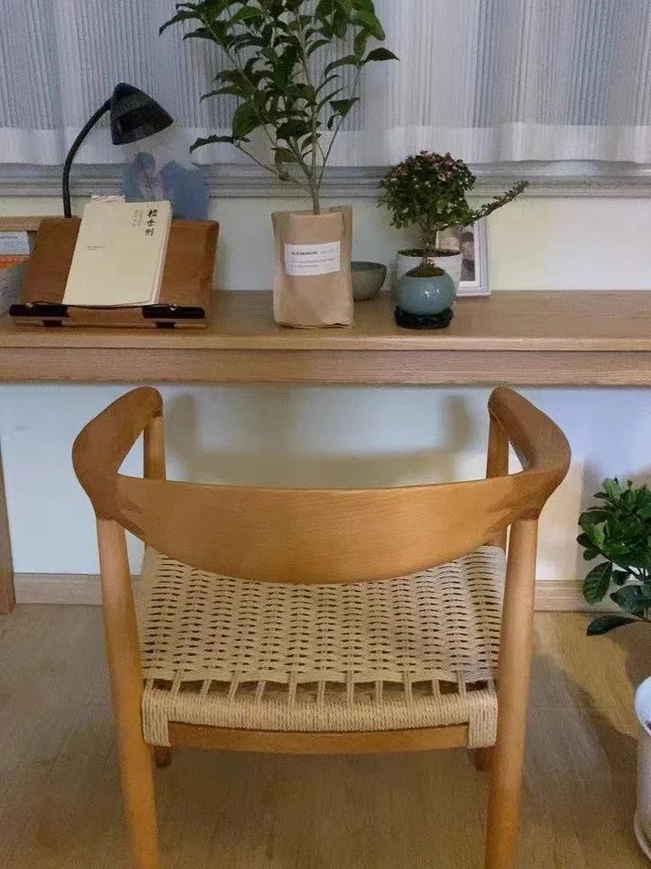 Modern Nordic Luxury Solid Wood Legs Accent Chair Hotel Cafe Restaurant Wooden Rattan Dining Dinner Chairs