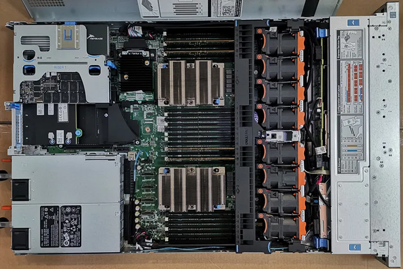 New 1U Original DELL PowerEdge R640 8SFF Rack server