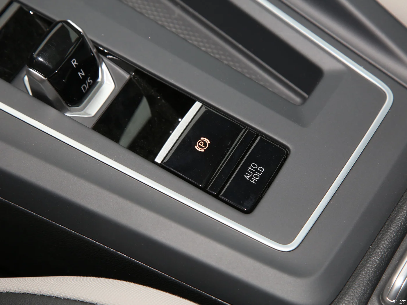 High Quality CHINA AUTO 2024 Volkswagen GOLF with High speed cars suitable for adults