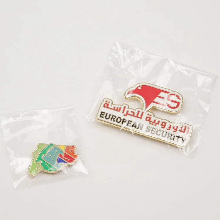 Pin Badges Manufacture Custom Brand Logo Enamel Metal Labels with Magnet Backing