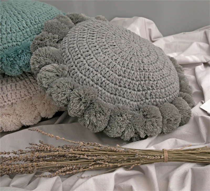 YIRUIO XN Boho Crochet Knitted Acrylic Pompom Pillowcase Cushion Cable Design Round High Quality Home Decoration