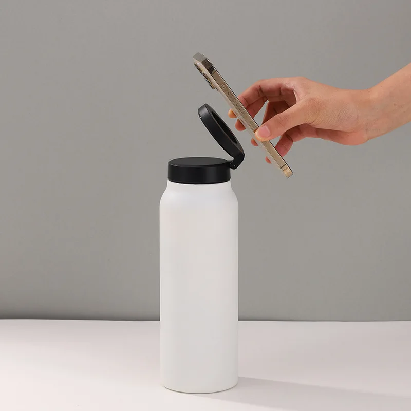 720ml Magnetic Bottle Insulated Stainless Steel Water Bottle Straw Lid Sport Bottle Magnet Compatible Handle Adjustable Angles