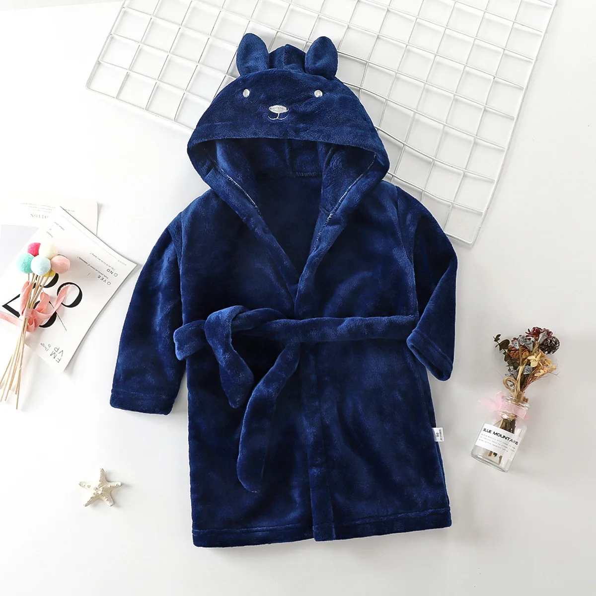 Cute cartoon animal pattern design hooded bathrobe for middle and small children