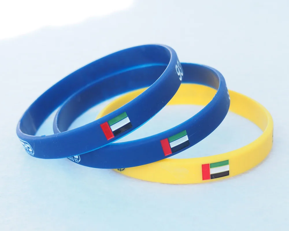 OEM Custom Small Silicone Wristbands Country Flag Bracelets for Souvenir & Gift Purposes