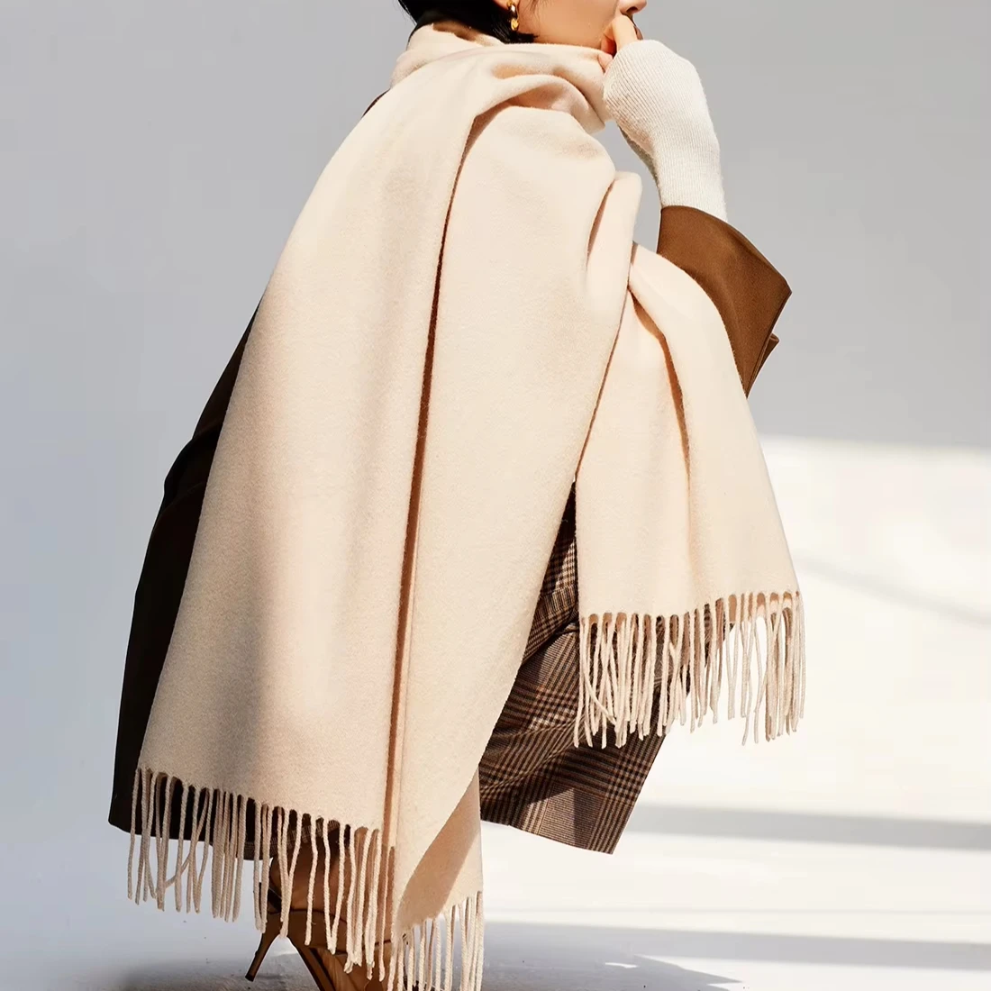 100% Pure Wool Scarf for Women Thick Oversized Warm Shawl in Solid Color Versatile Long Student Scarf Soft Cotton Material