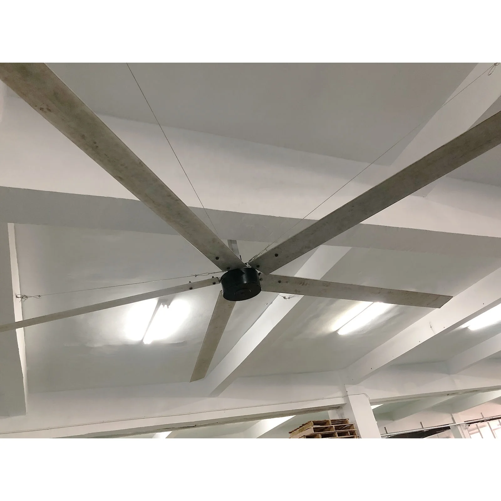 Энергосберегающий 1100 Вт 24 фута 12 футов 10 HVLS моторный вентилятор