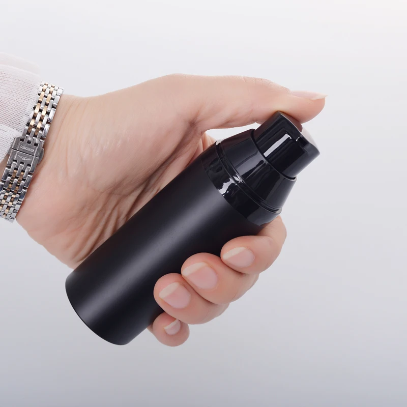 Customized 15ML 30ML 50ML Plastic PP Empty Matte  Black Essence Eye Cream Airless Pump Bottle With Vacuum