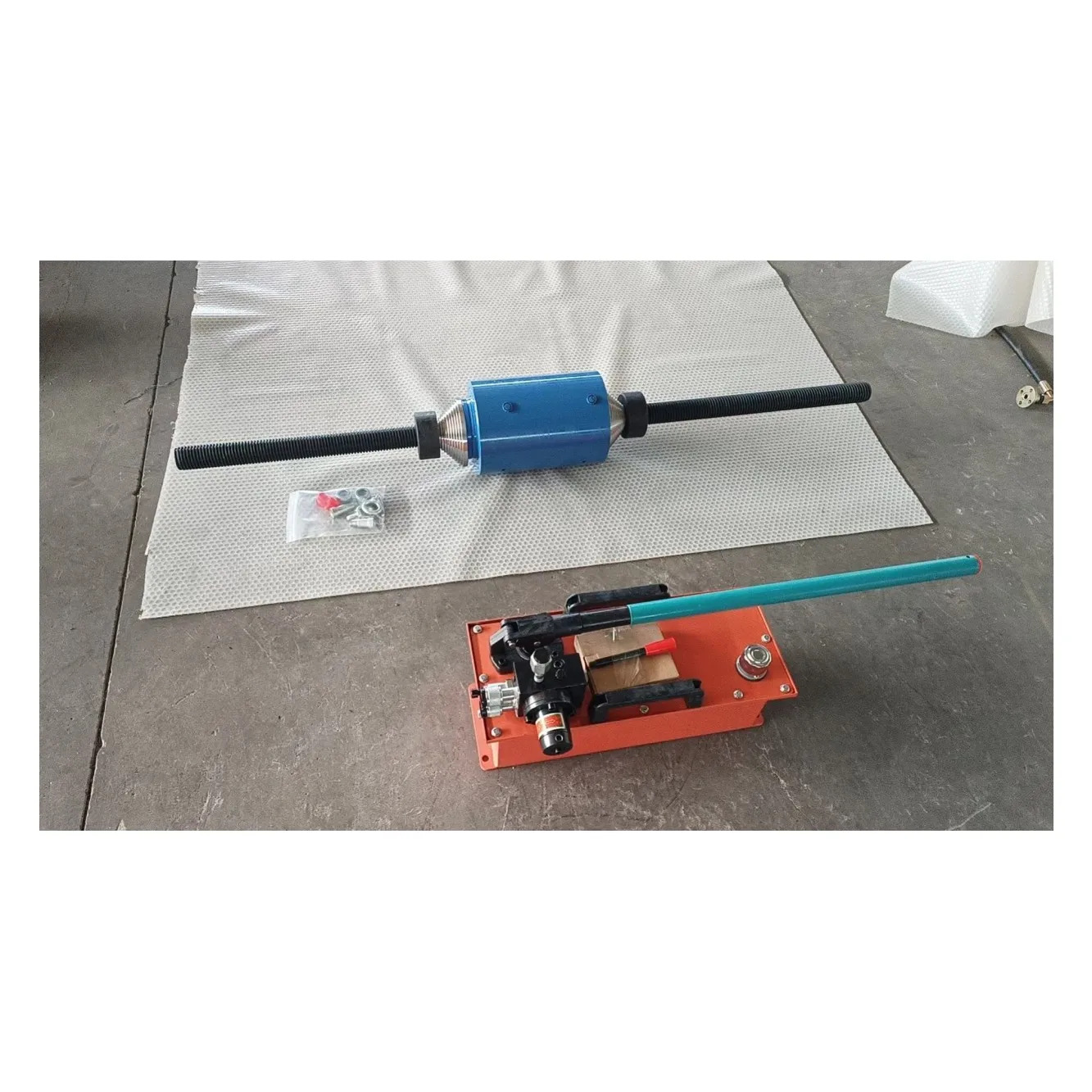 High Quality Pin Shaft Dismantling Equipment Track Pin Press Machine Portable Hydraulic Track Link Pin Press