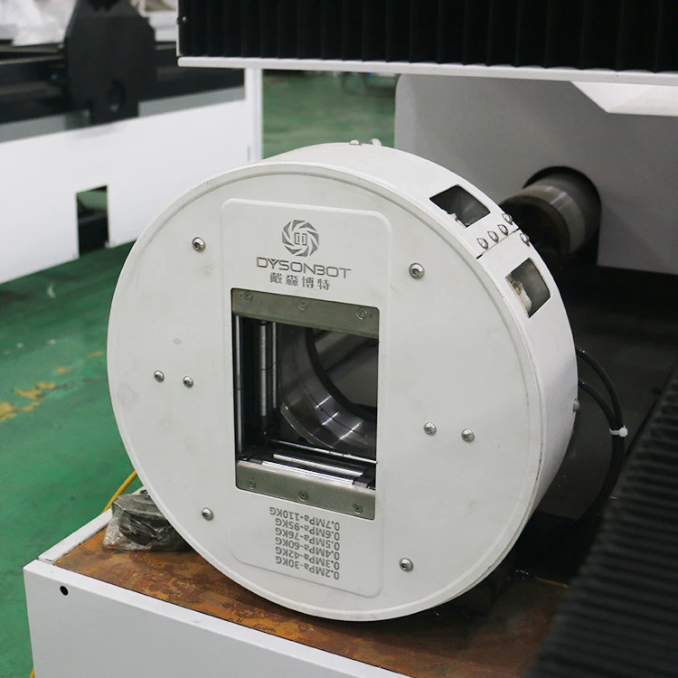 3015 1500w plate and tube fiber laser cutting machine carbon steel stainless metal pipe and sheet laser cutting machine