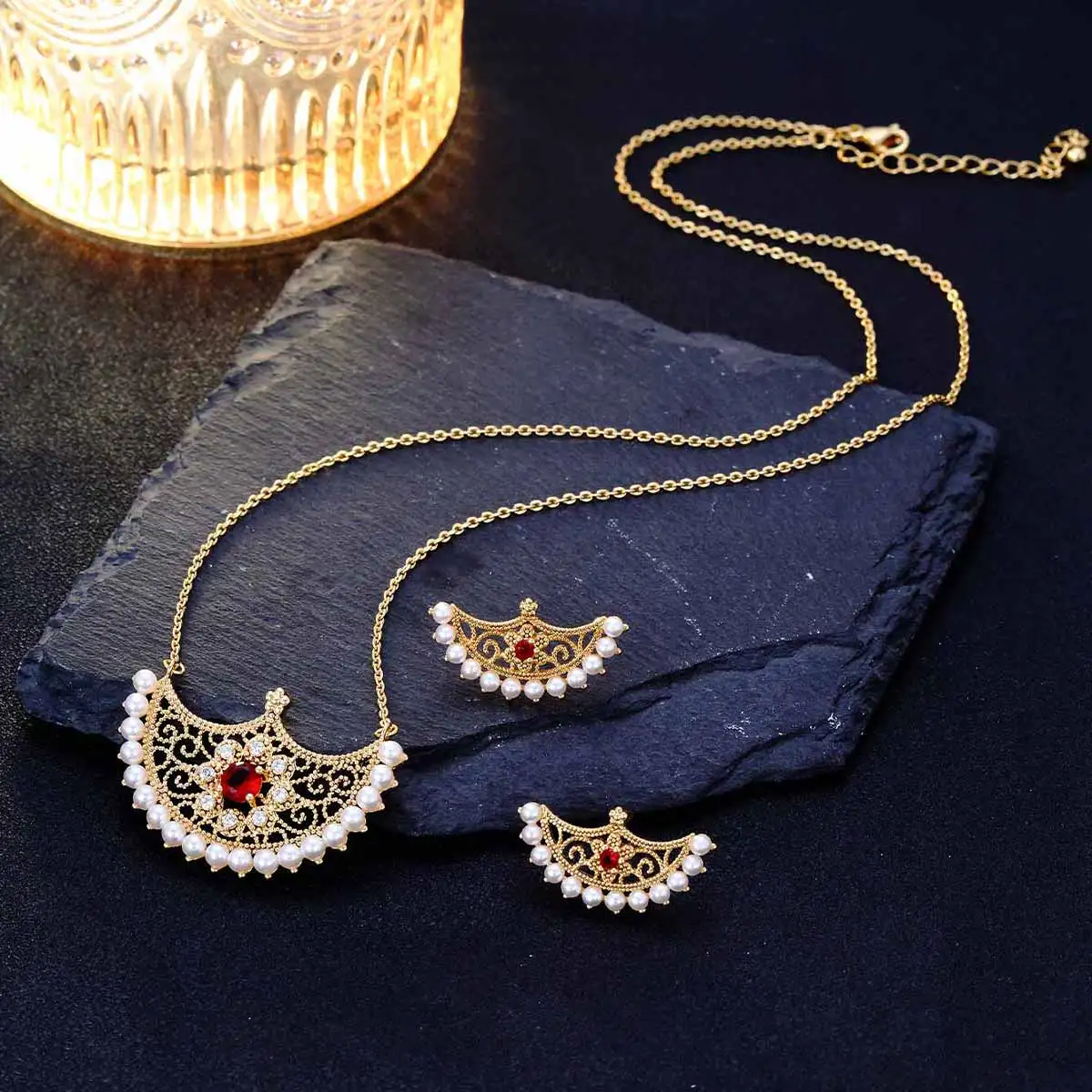 2024 New Luxury Dubai Bridal Wedding Necklace Earrings Set Fan-shaped Zircon Vintage Ethnic Jewelry Set for Women