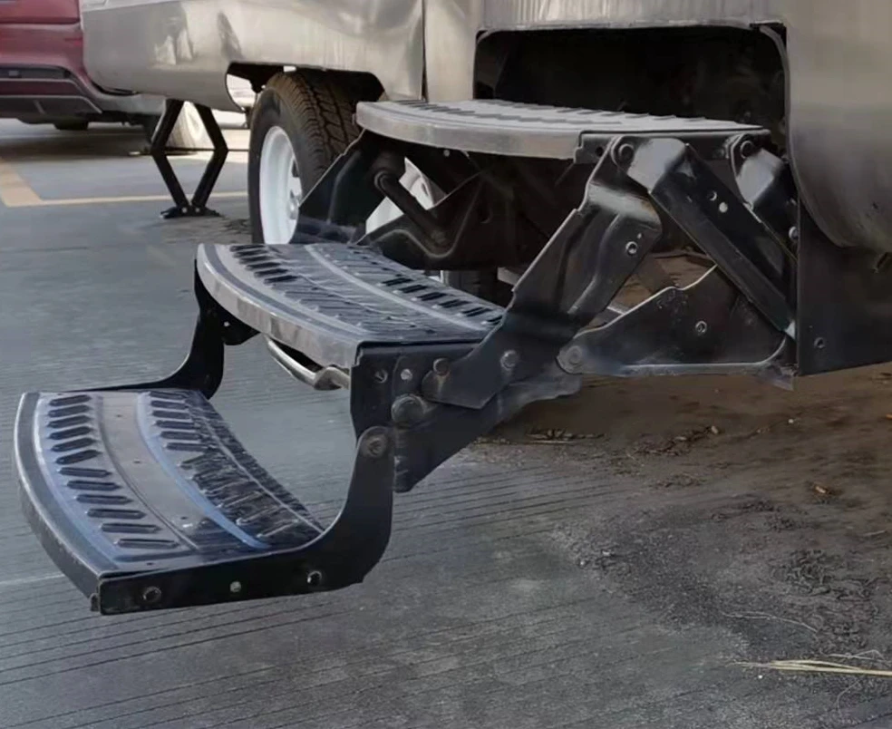 New design Best-selling Aluminum alloy rv caravan trailer camper side Manual fold Three step