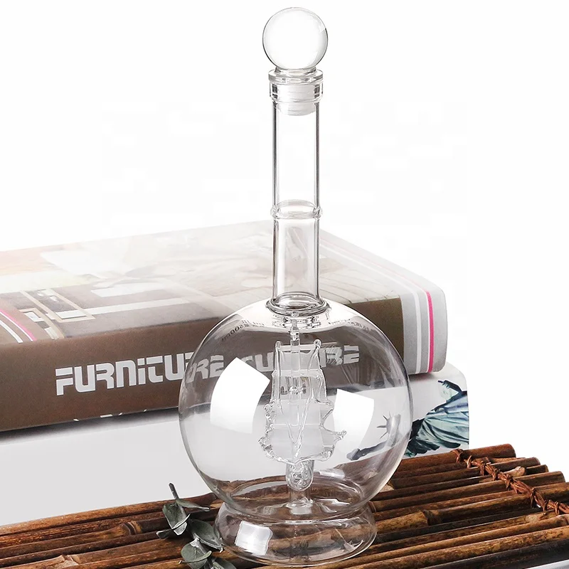 Chinese Leading Manufacturer of high end High Borosilicate Glass Craft Alcohol Bottle Glass White Wine Bottle Custom Logo OEM