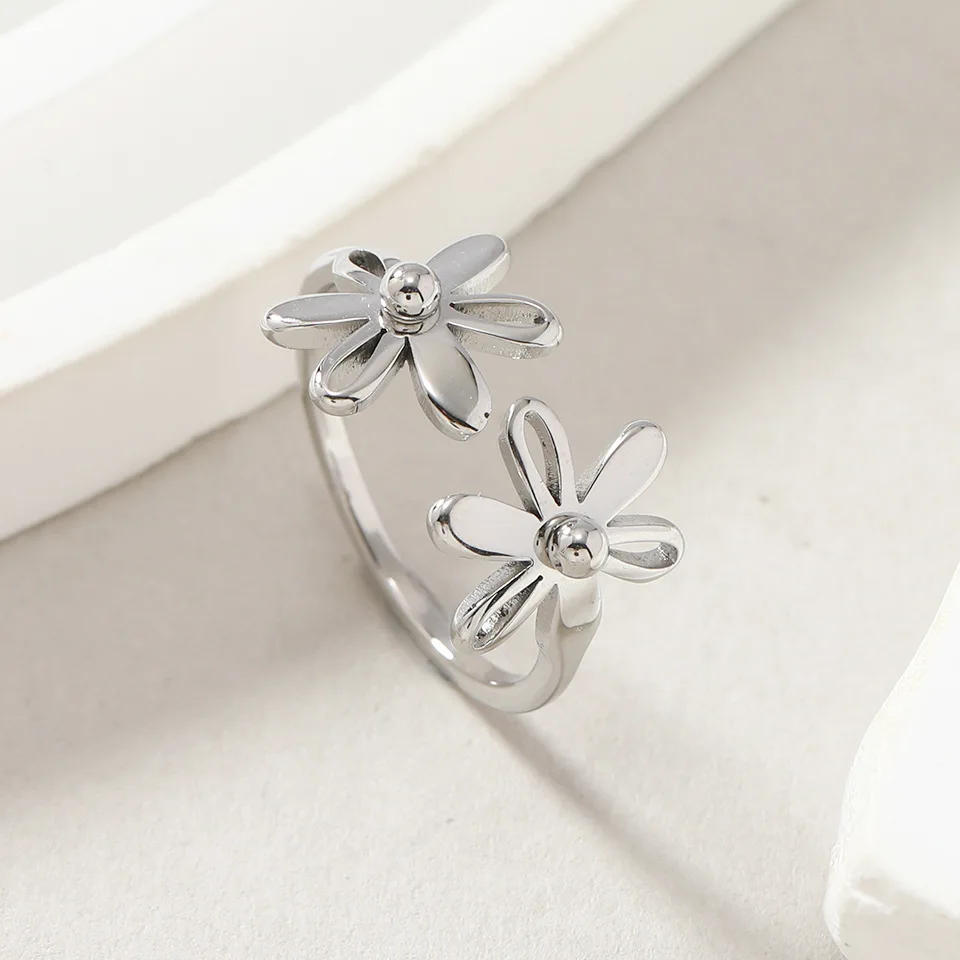Wholesale Custom 18K Gold Plated Stainless Steel Fashion Ring Big Flower Design Opening Ring Women Delicate Personality Jewelry