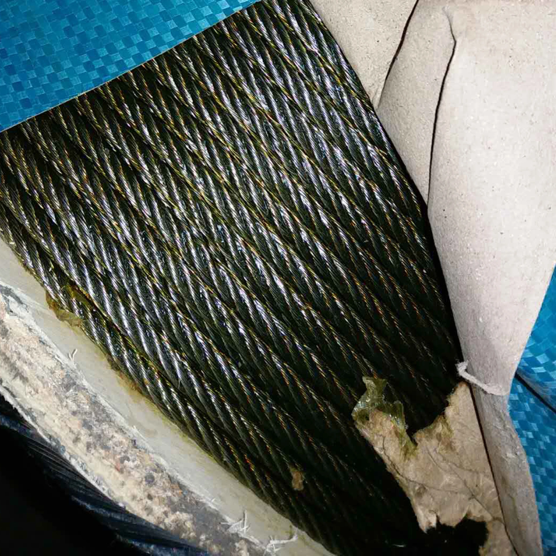 Оцинкованный/неоцинкованный стальной трос, поставщики стальных тросов