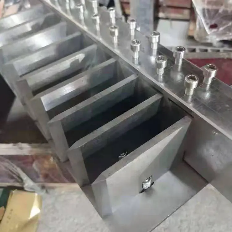 Butcher Commercial Electric Fresh Frozen Chicken Beef Pork Meat Cube Cutter Cutting Machine