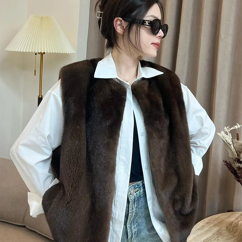 hot sale women winter comfortable stylish flattering boat neck collar hooked real mink fur vest
