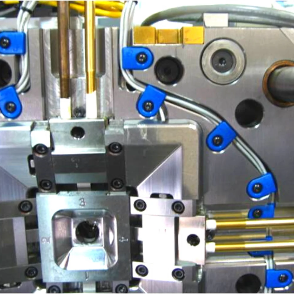 Customized auto parts manufacturing molds resin plastic injection molding