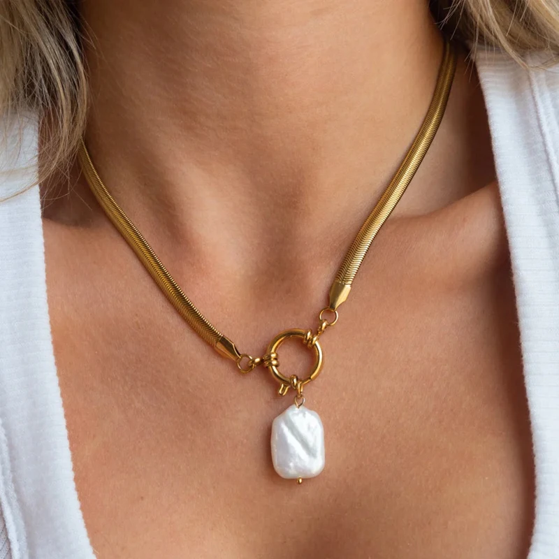 Minimalist Freshwater Baroque Pearl Pendant Necklaces Women 18K Gold Plated Stainless Steel Snake Chain Necklace 2024