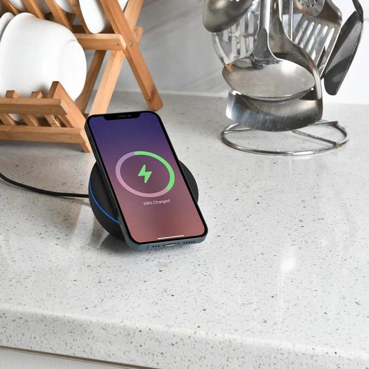 
desktop 15W magnetic wireless charger new arrivals 