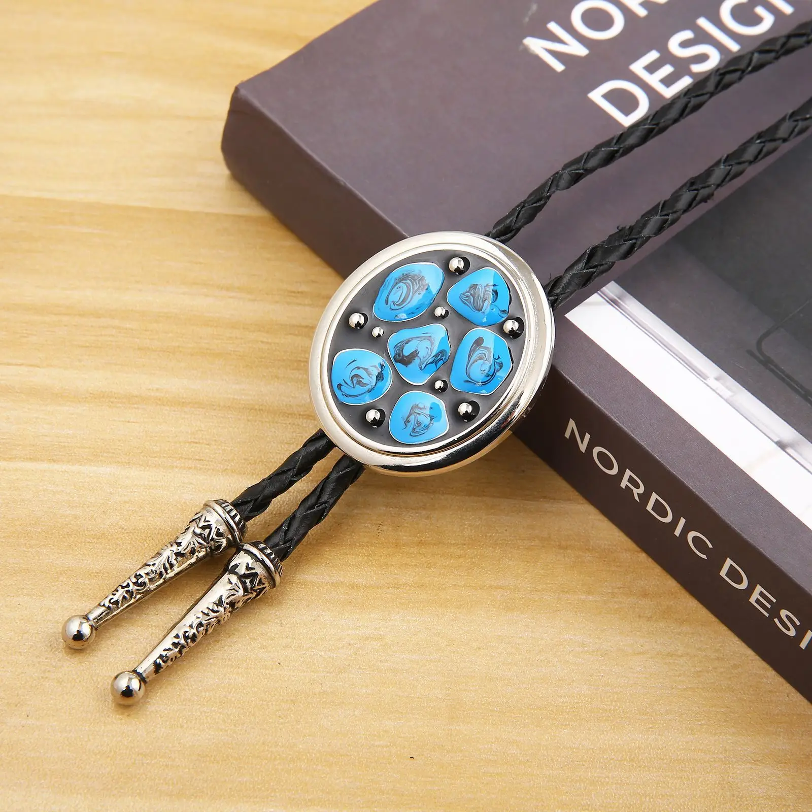 New Product Launch Hip Hop West Cowboy Blue Turquoise Alloy Dermis Rope Clothing Accessories Men Bolo Tie Pendant Necklace