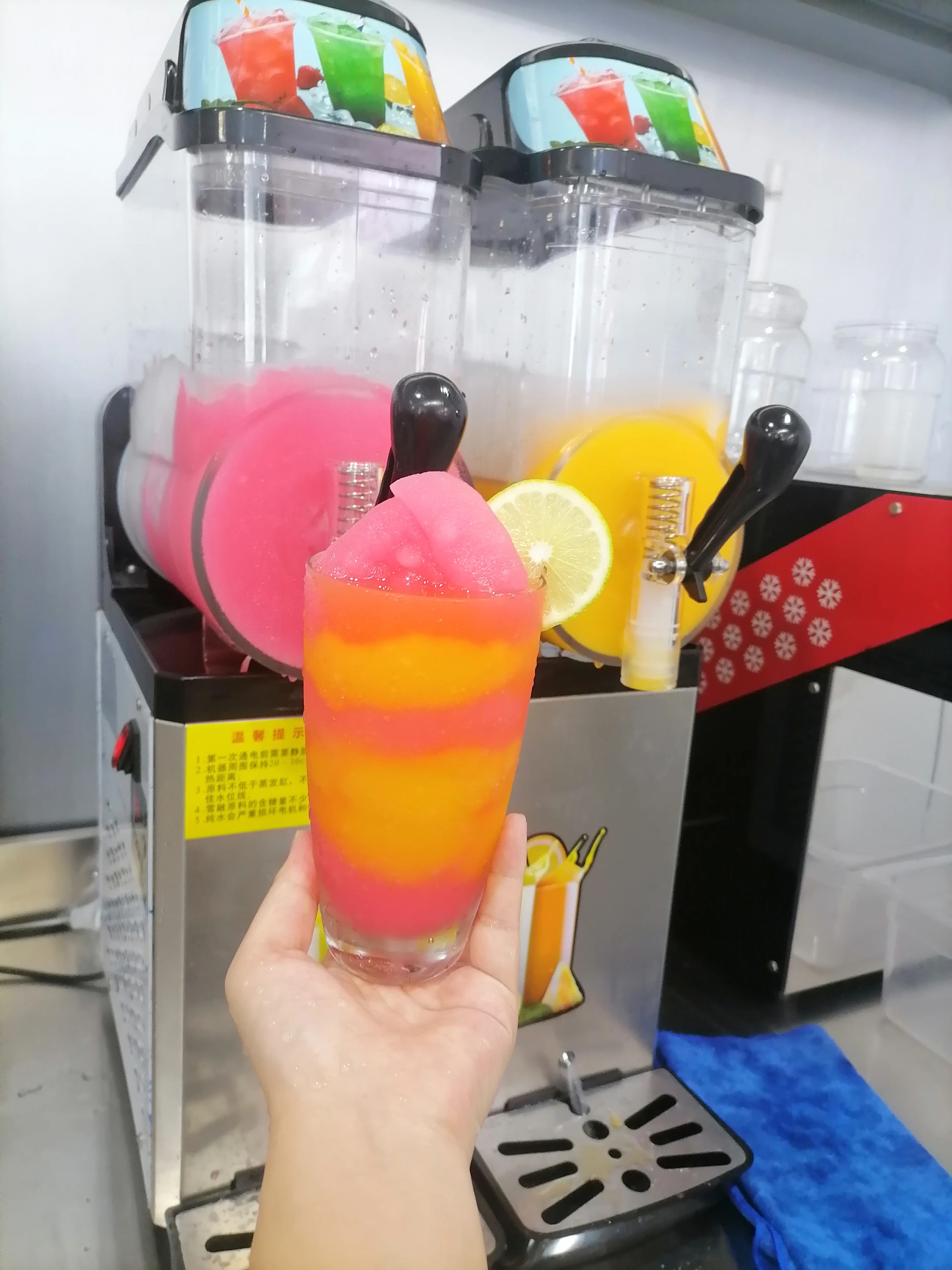 High-quality Factory Wholesale Strawberry Flavored Beverage Powder 800g Instant Snow Ice Powder