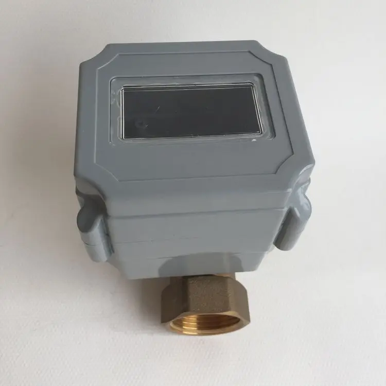 Smart water meter covers gearbox