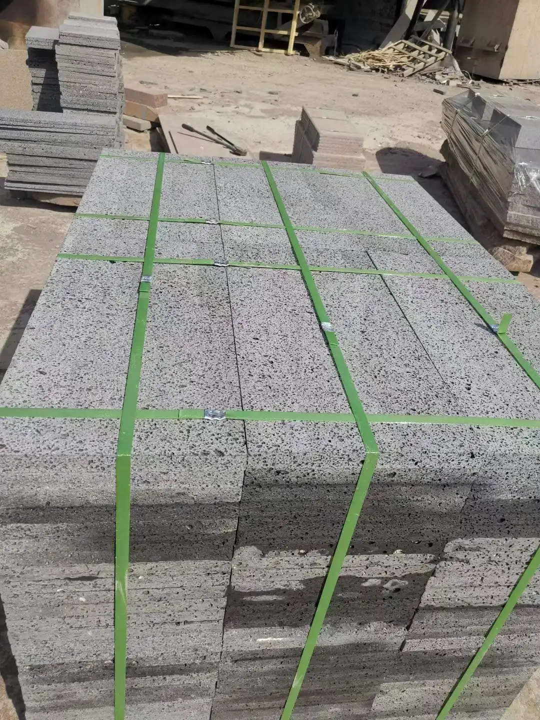 Good quality natural stone black lava volcanic stone tiles