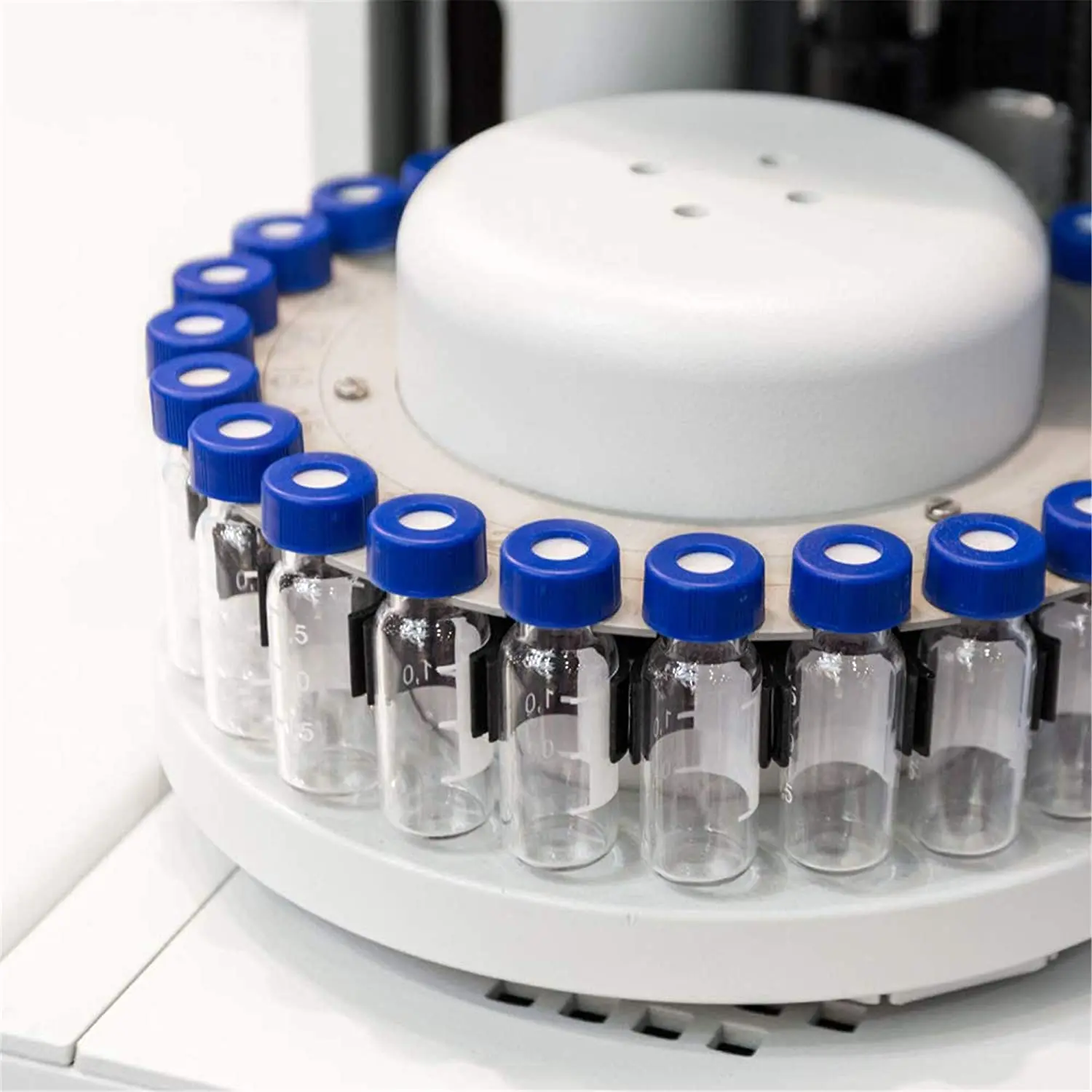 LANJING Wholesales Clear 2ml Autosampler Vials with/without Write-on Spot HPLC Vials with Screw 9mm Finish