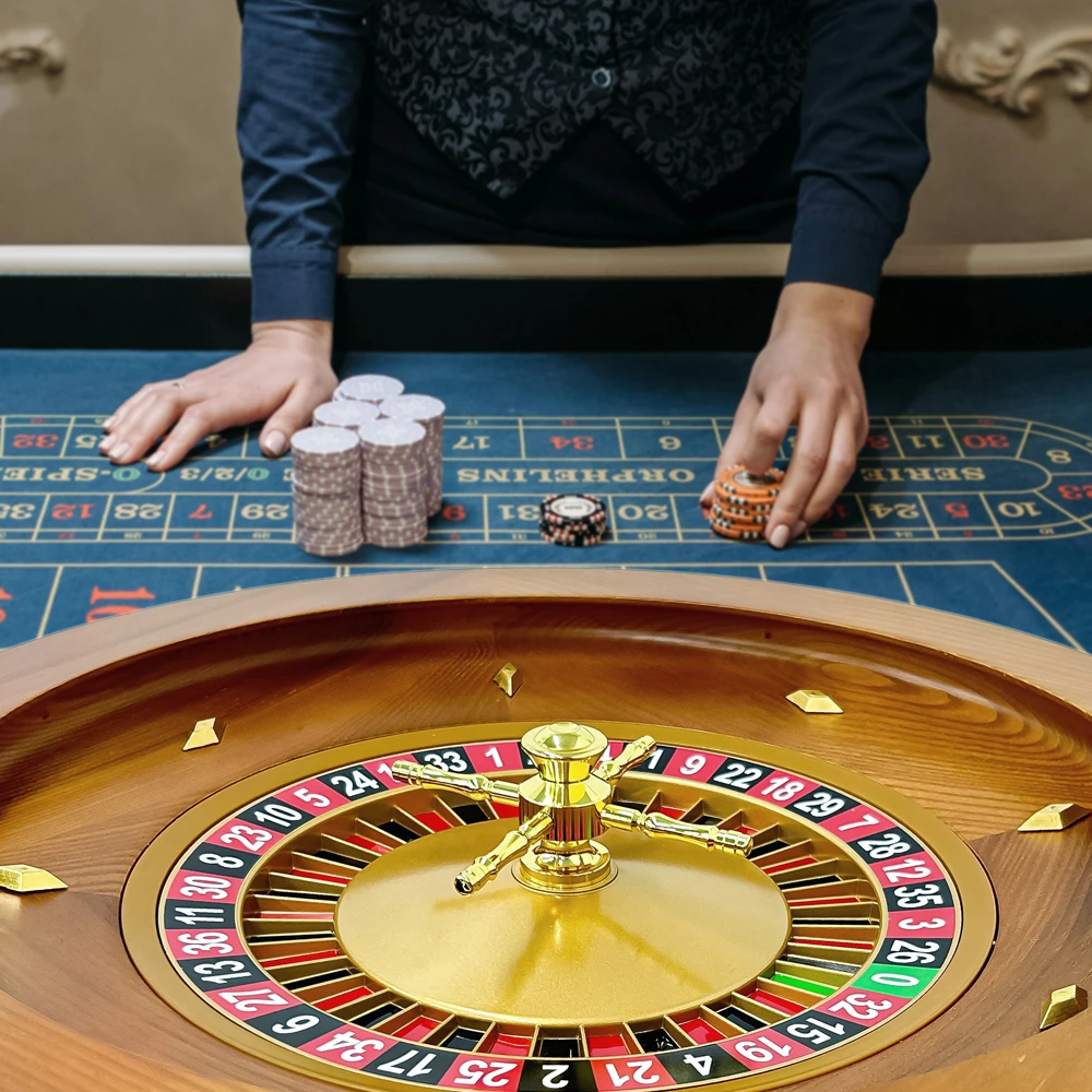 Wooden Roulette Wheel, 18 inch Solid Wood Casino Roulette Wheels Set for