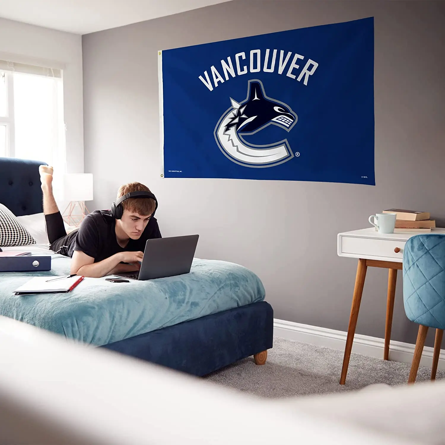 NHL Promotional Product Vancouver Canucks flags 3x5ft 100%Polyester hockey custom Vancouver Canucks flags