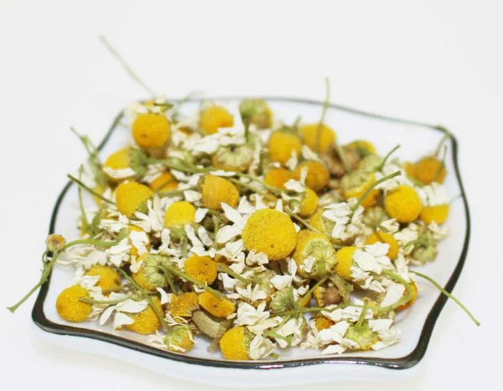 Chinese Dried Chamomile Flowers Dry Chamomile Tea in Loose Wholesale Cheap  Price Supplier