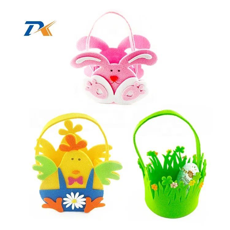 New Wicker easter baskets with rabbit easter bunny decoration