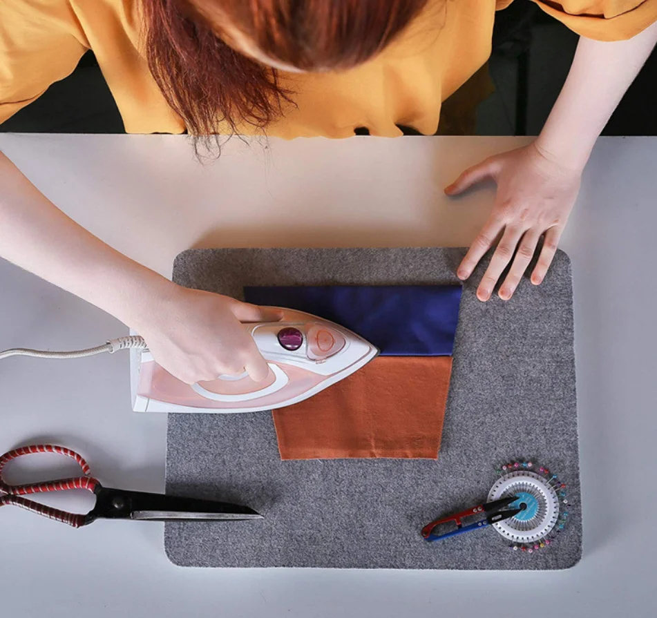 Горячая Распродажа индивидуальный валяный коврик для глажки из 100% новозеландской шерсти стегания