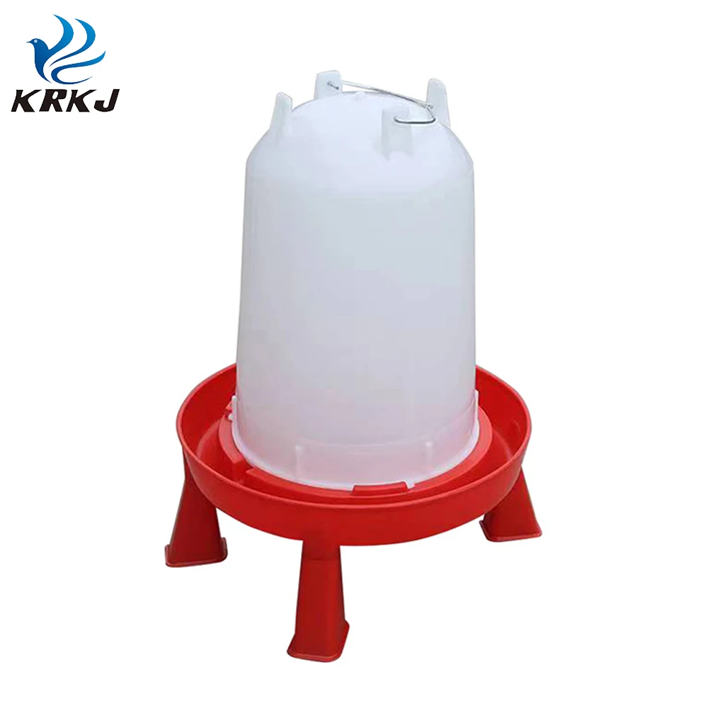 CETTIA KD634  poultry farm chicken 11 liter 14 liter plastic drinker with legs for day old chicks