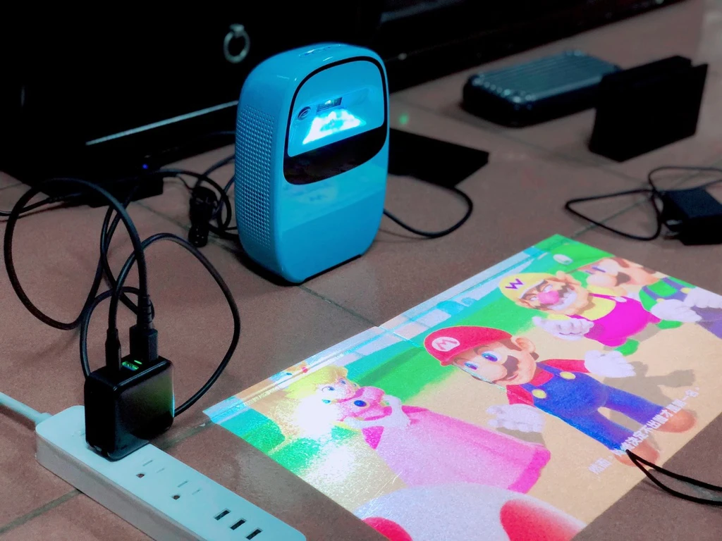 Finger pen touch pico projector interactive touchscreen