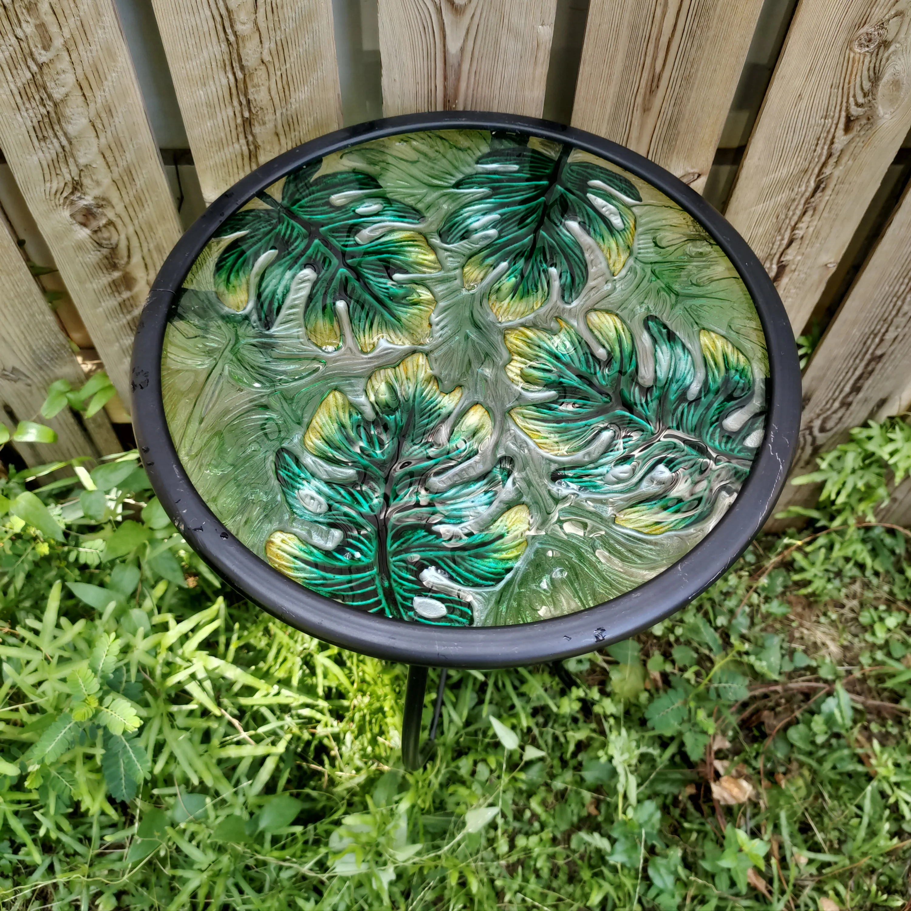  12 Inches Garden Round Shape Tropical Green Fern Indoor And Outdoor Hand-painting Glass Plant
