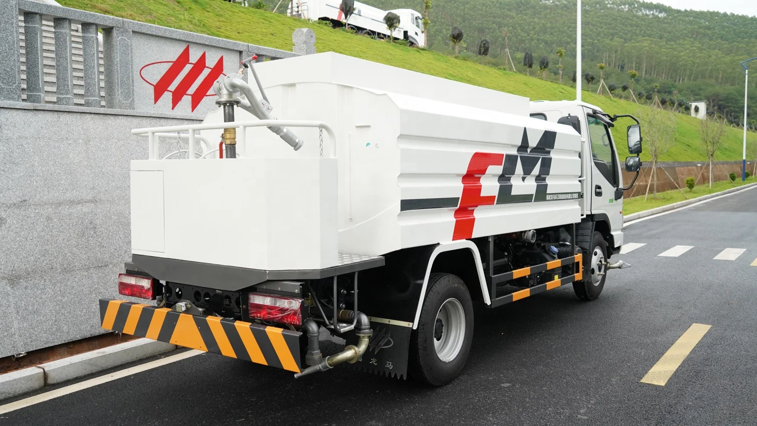 FULONGMA 4200L water tanker transport mini water truck
