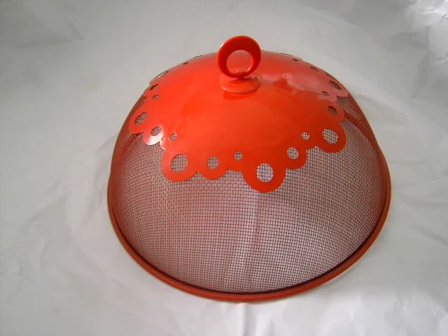 Прозрачная круглая крышка из нержавеющей стали с лаконичным дизайном