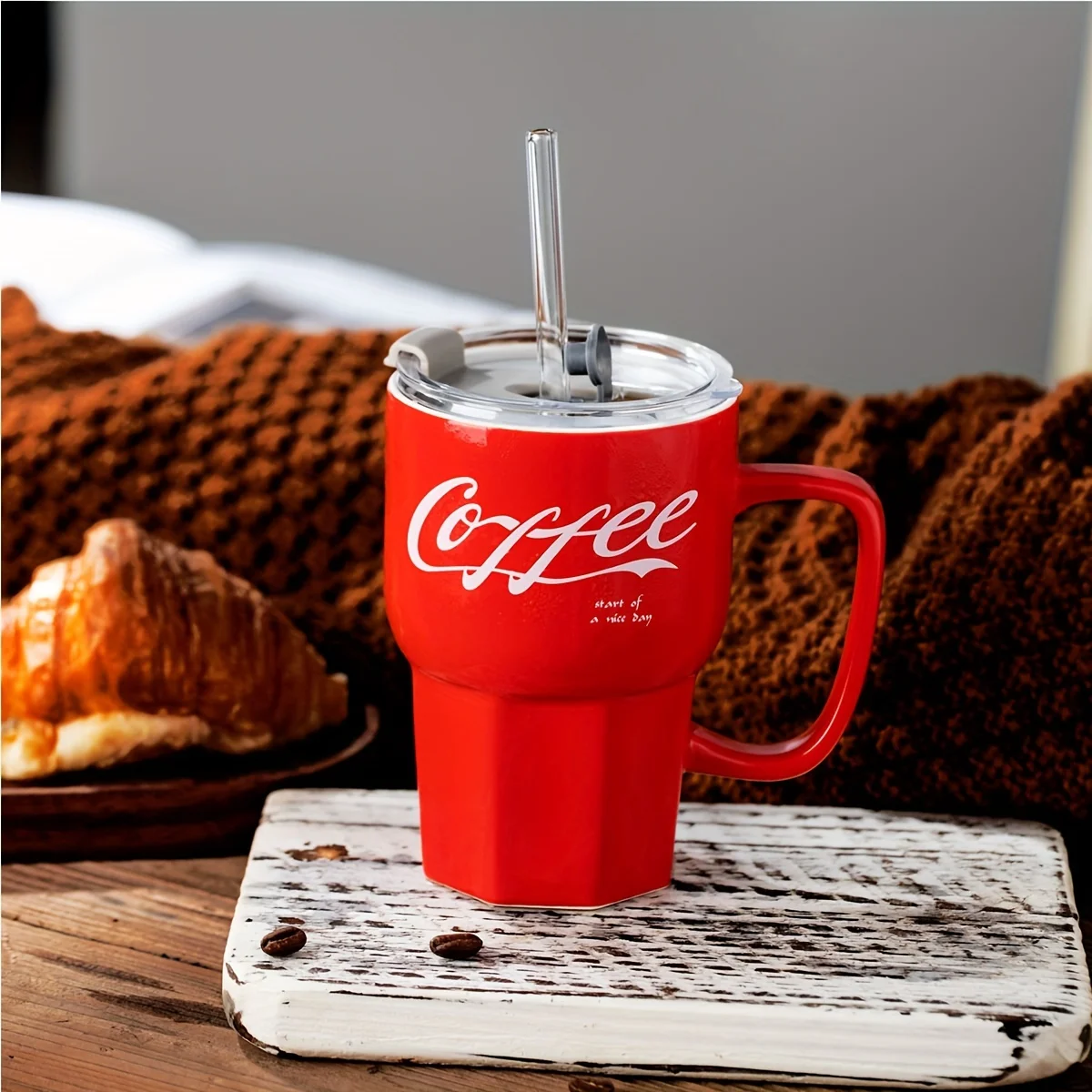 Custom Logo 16 OZ Ceramic Coffee Mug High Quality  Commercial Coffe Mug With handle and Lid