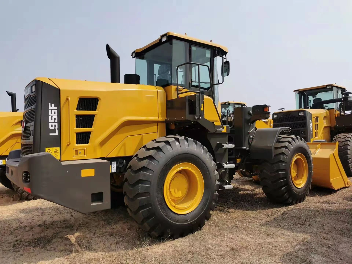 Factory Price 17.13 Ton Chinese Wheel Loader L958F Hot Sale in Spain, DRC, Bulgaria