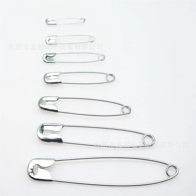 New Arrival Multi Color Simple Design Paperclips Small & Medium and Large Size for Office Stationery