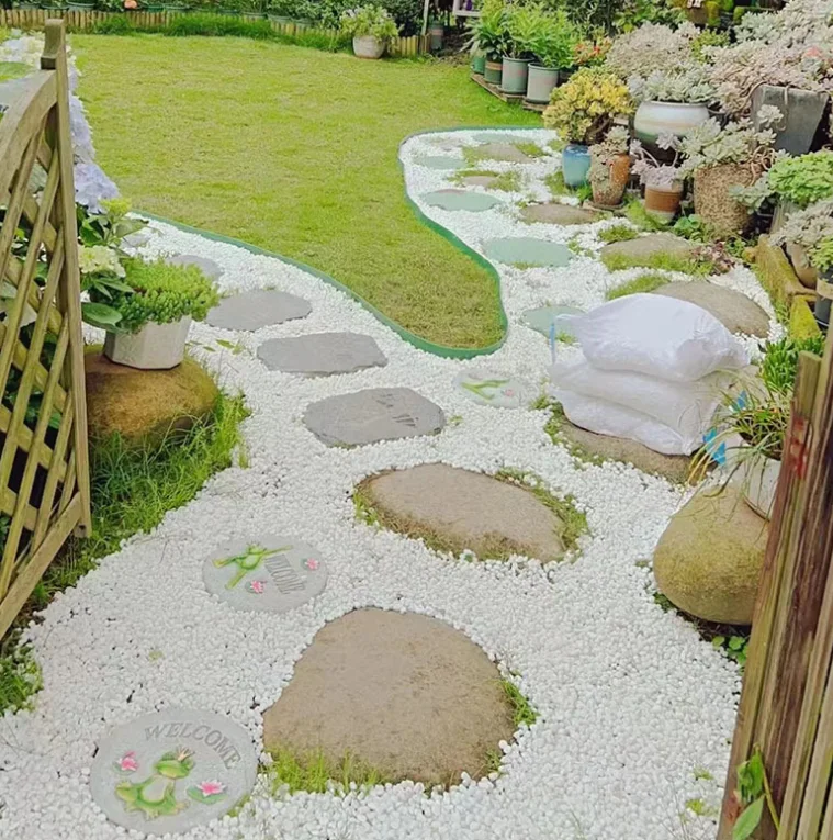 Wholesale of Snowflake White Goose Egg Stone Flower Decorative Stone, Natural Cobbles, Good Quality and Affordable Price