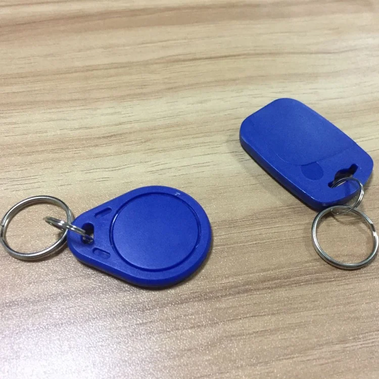 Цифровой электронный замок с идентификацией по отпечатку пальца